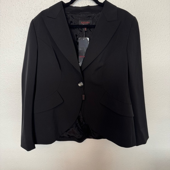 NWT Escada Techno Jacket Black Size 46 (US 14-16) - Picture 1 of 8